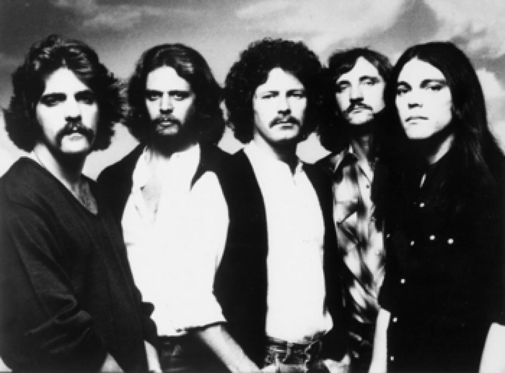 The Eagles - wide 9